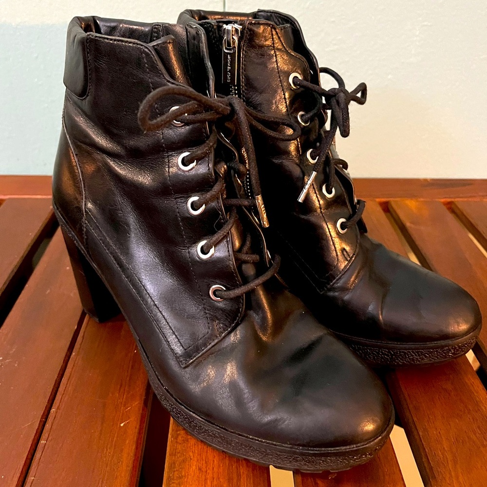 MICHAEL Michael Kors Black Lace Up Combat Heeled Boots with Size Zipper Size 9.5